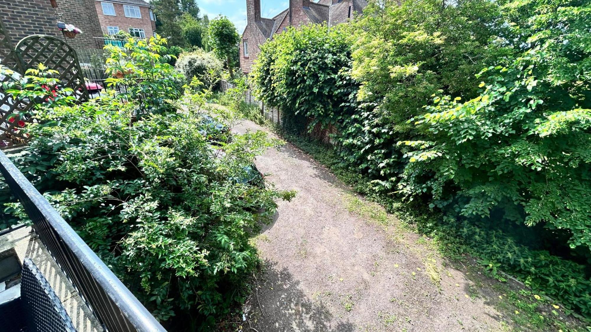 Apartment New 4-bed, 3-bath With Balcony And Free Parking In Crouch End Near Alexandra Palace London